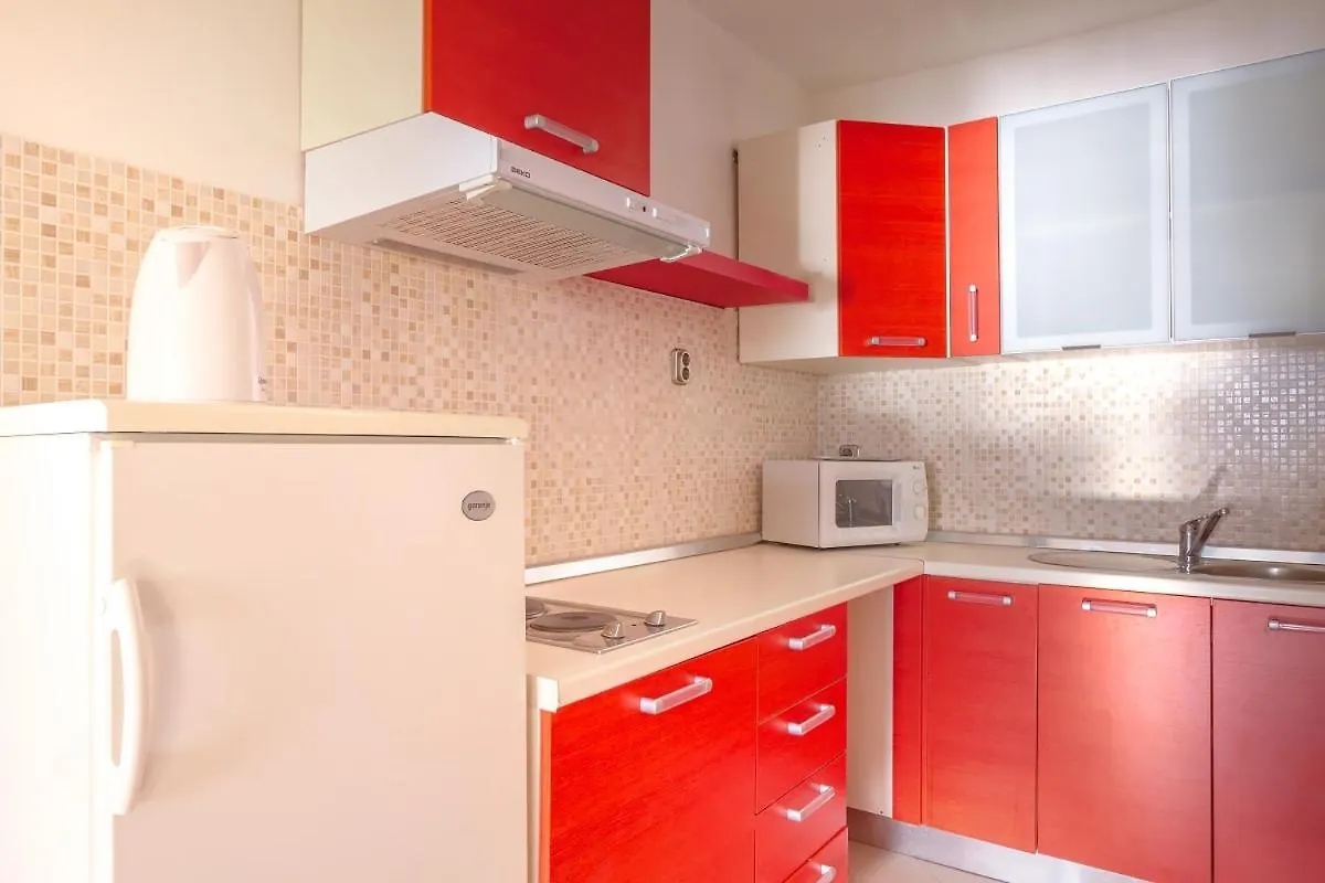 Apartment Njivice 5362B